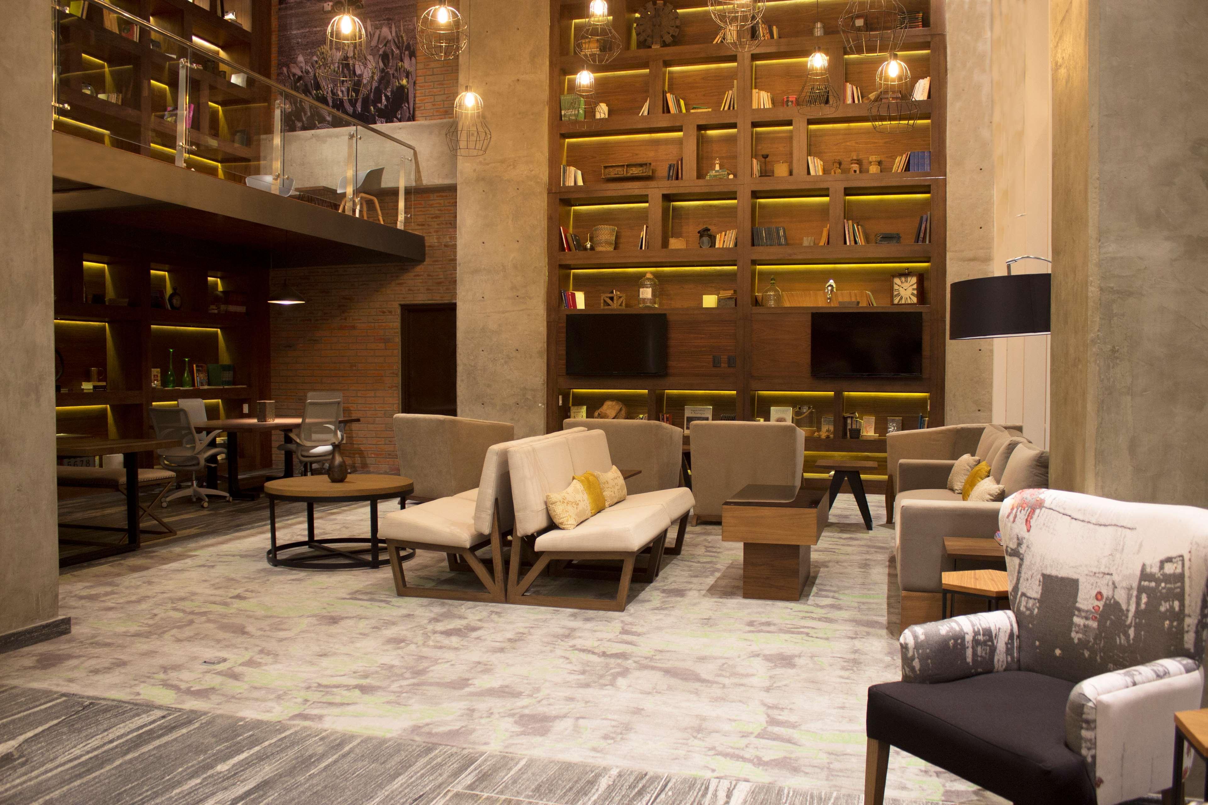 Fiesta Inn Suites Aeropuerto Del Bajio Silao Dış mekan fotoğraf
