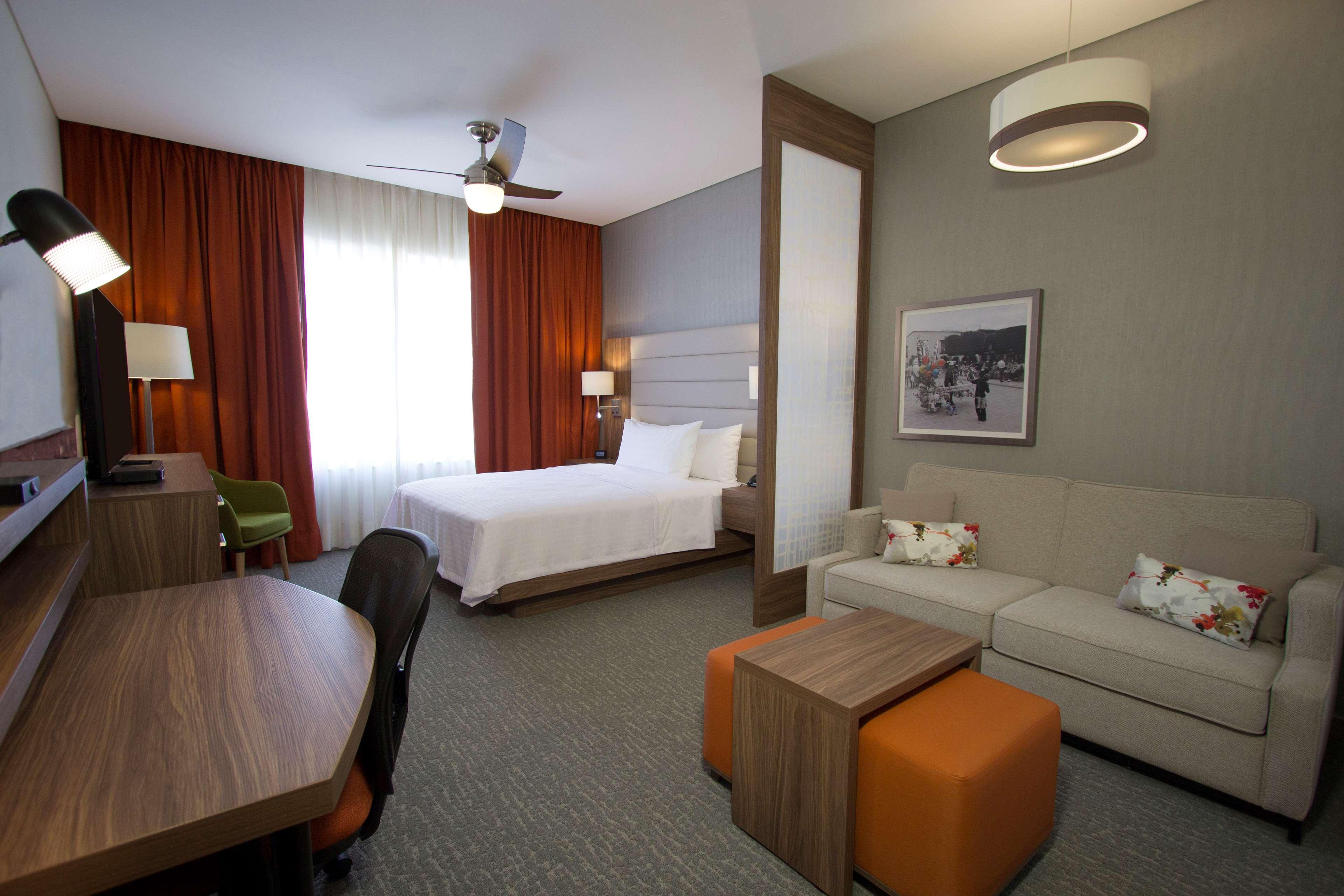 Fiesta Inn Suites Aeropuerto Del Bajio Silao Dış mekan fotoğraf